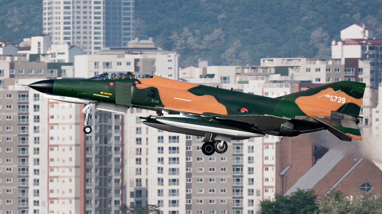ROKAF Bids Farewell to Suwon-Based Phantoms, The End of a Legacy